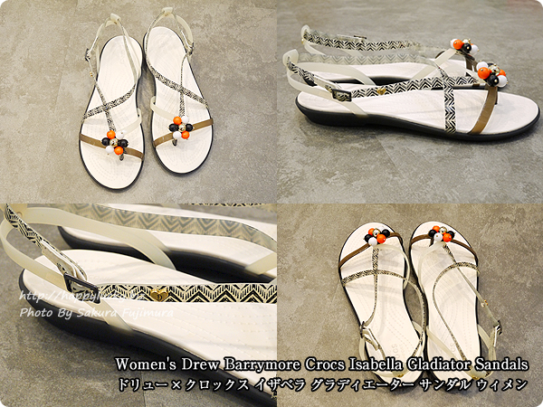 【crocsクロックス】Women's Drew Barrymore Crocs Isabella Gladiator Sandals（ドリュー × クロックス イザベラ グラディエーター サンダル ウィメン）　トライバル柄デザインサンダル